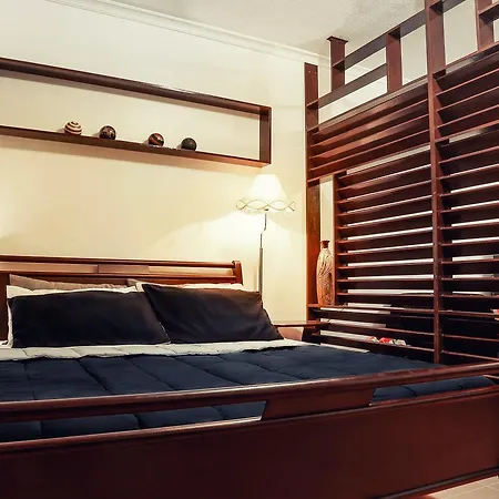 1014 West Insula Suites By Ays